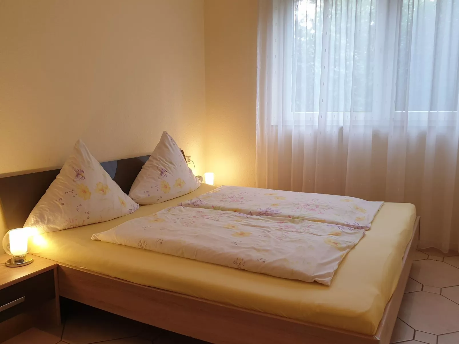 Doppelappartement Privater Zugang zur Sauna und Garten-Binnen