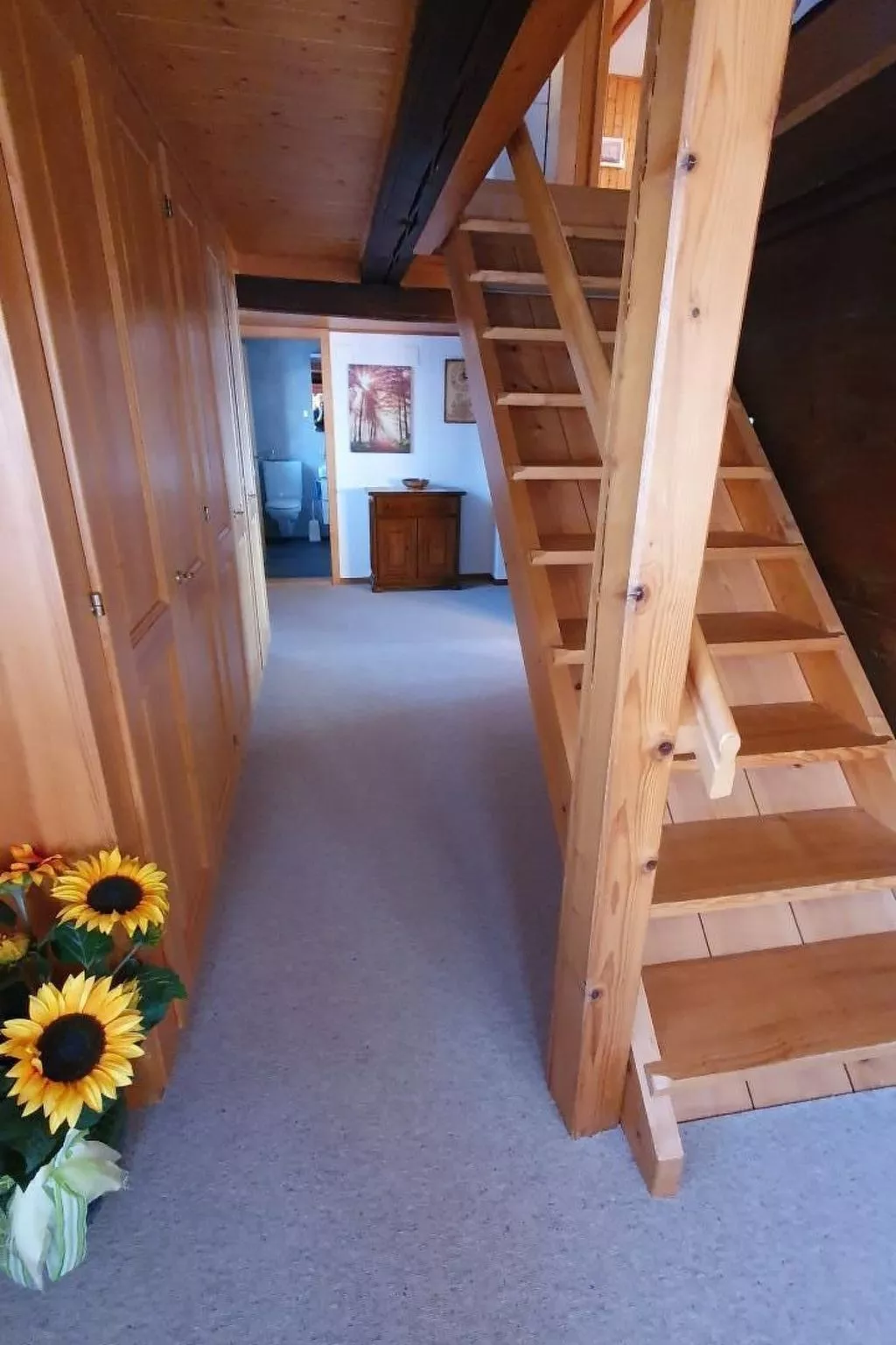 In einem heimeligen Berner-Stöckli-Binnen