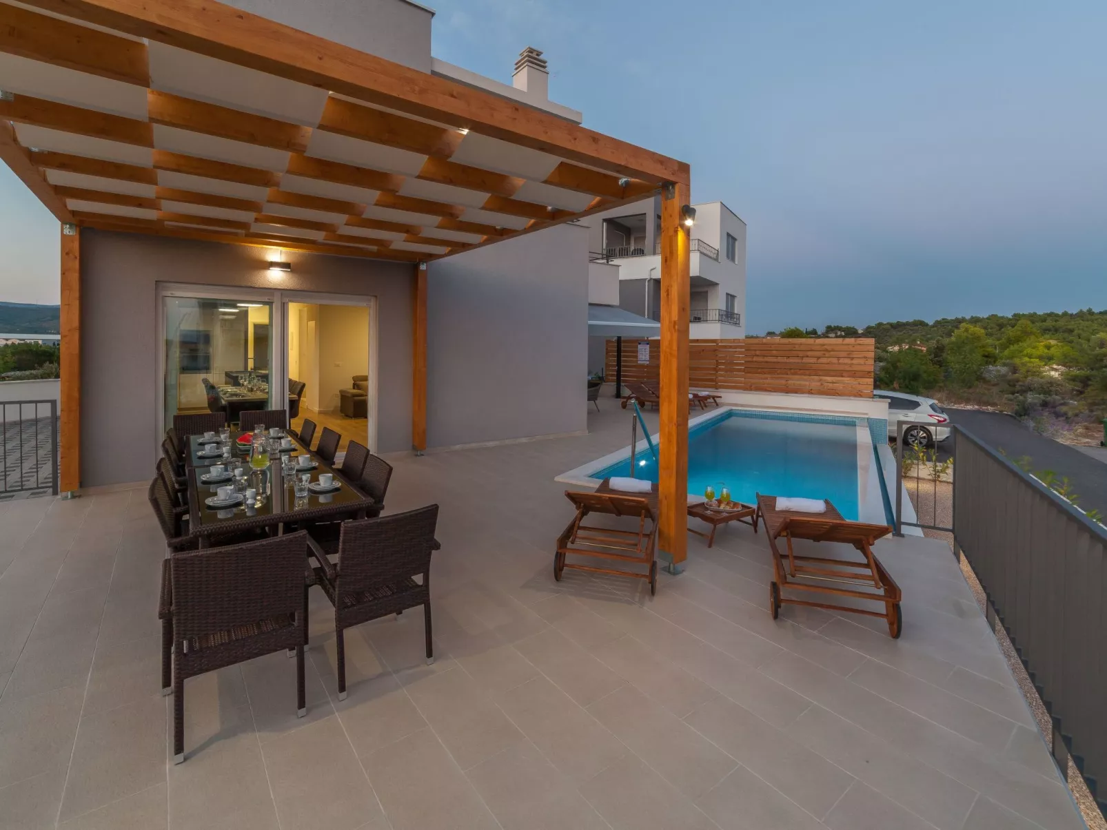 Wunderschöne Ferienvilla Lomari-Buiten