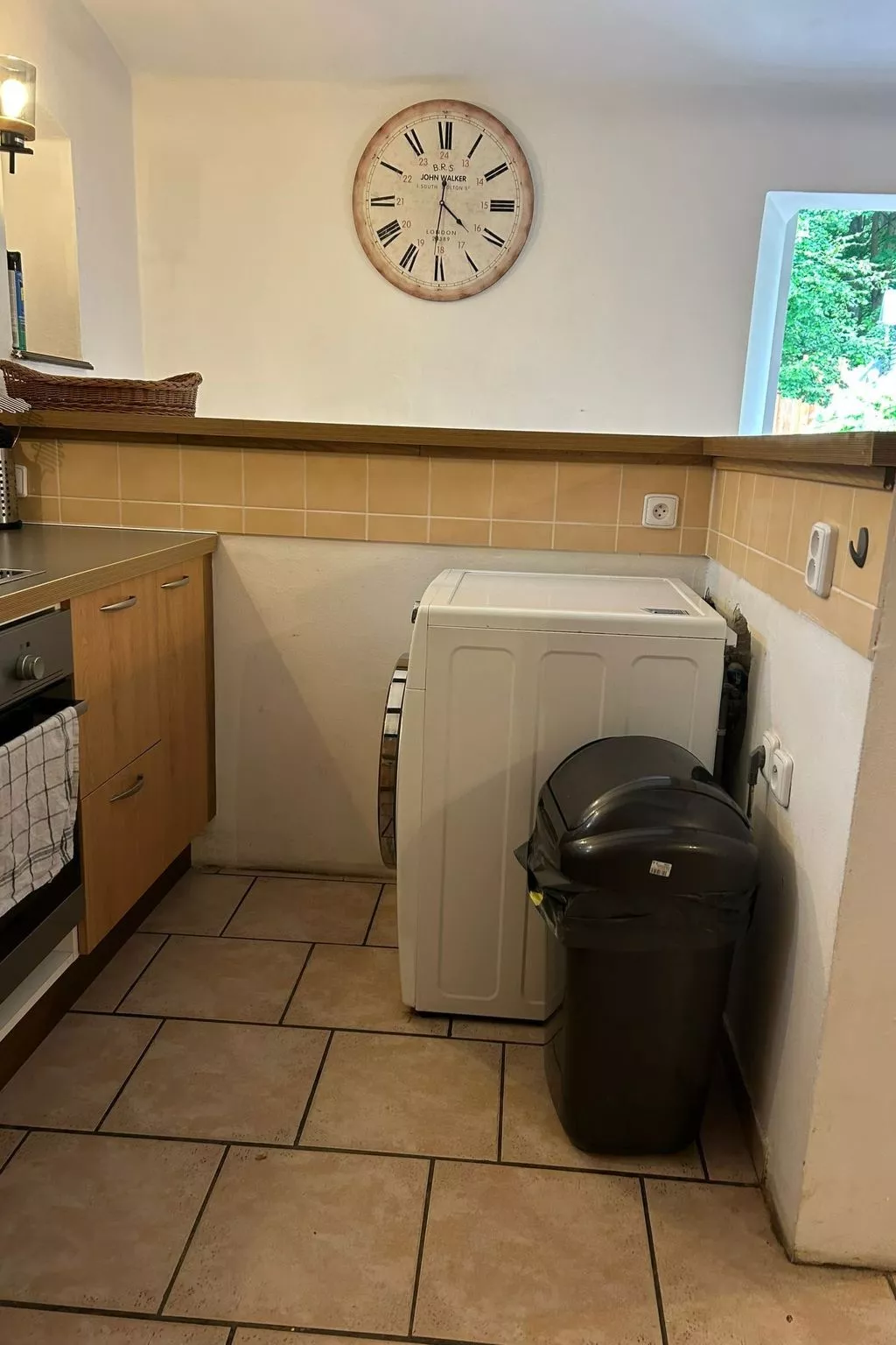 Traditionelles Haus, umgeben von Wäldern in Ralsko-Image-tags.info