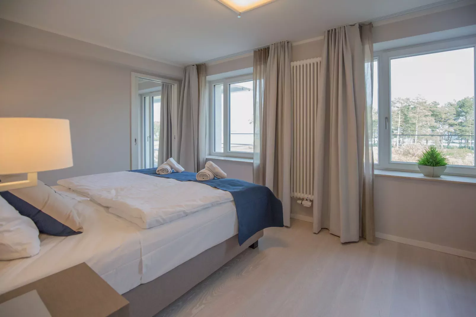 Prora 3-Zimmer-Apt / 6 Personen-Slaapkamer