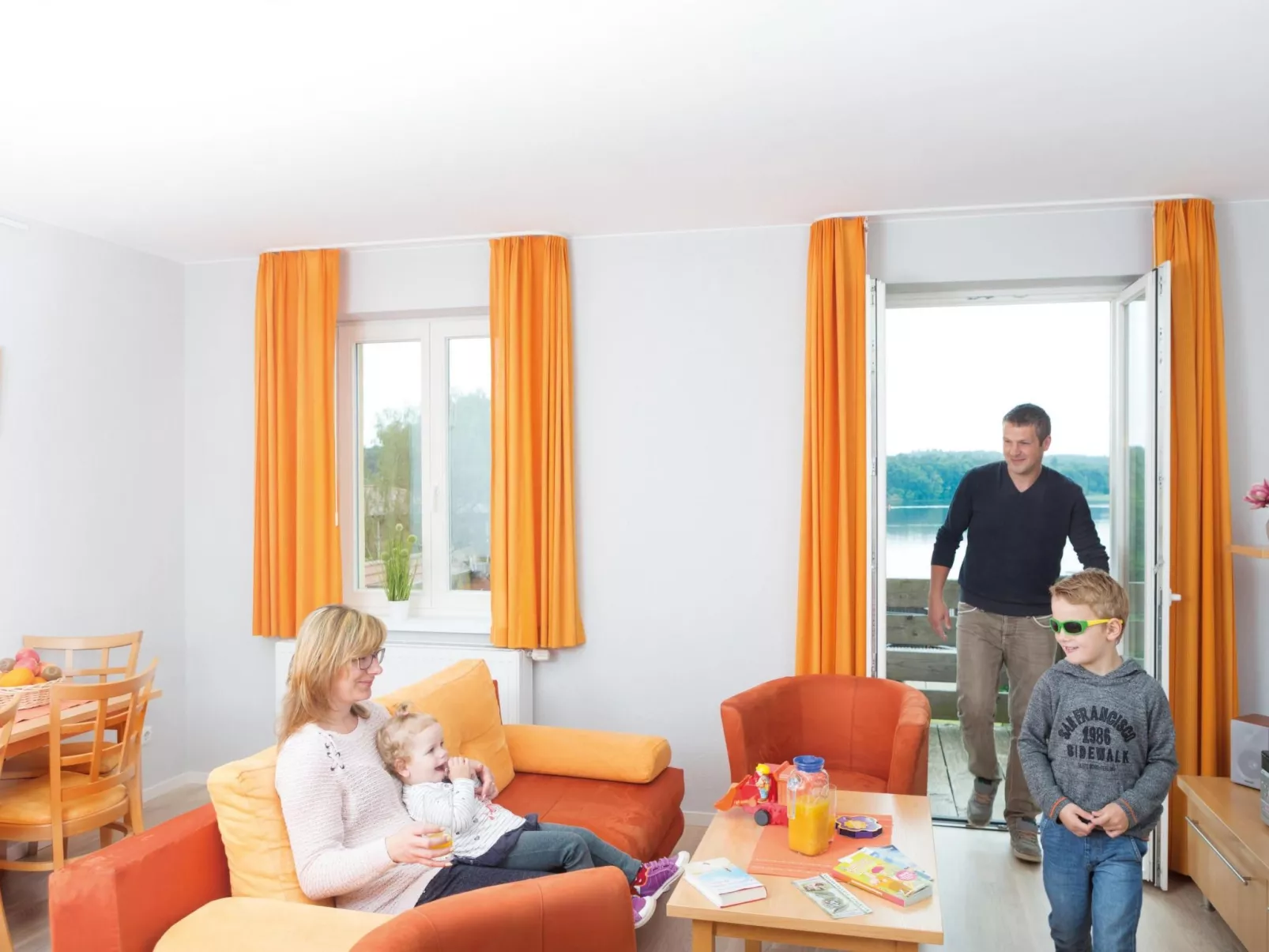 Maisonettewohnung mit kleiner Eingangsterrasse-Binnen