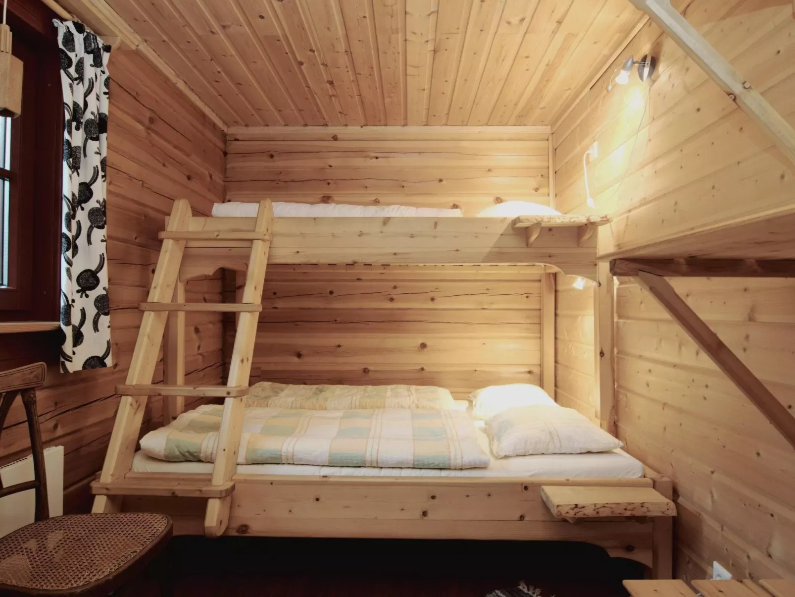 Charmantes Blockhaus, Sauna und Kamin-Binnen