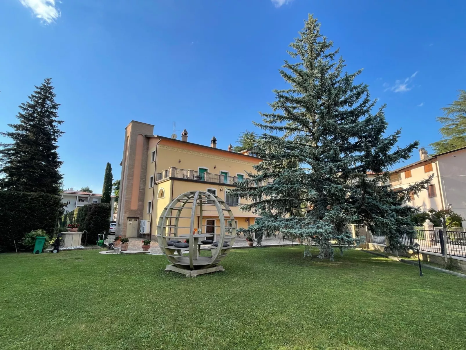 GROSSE LUXUSWOHNUNG-Image-tags.info