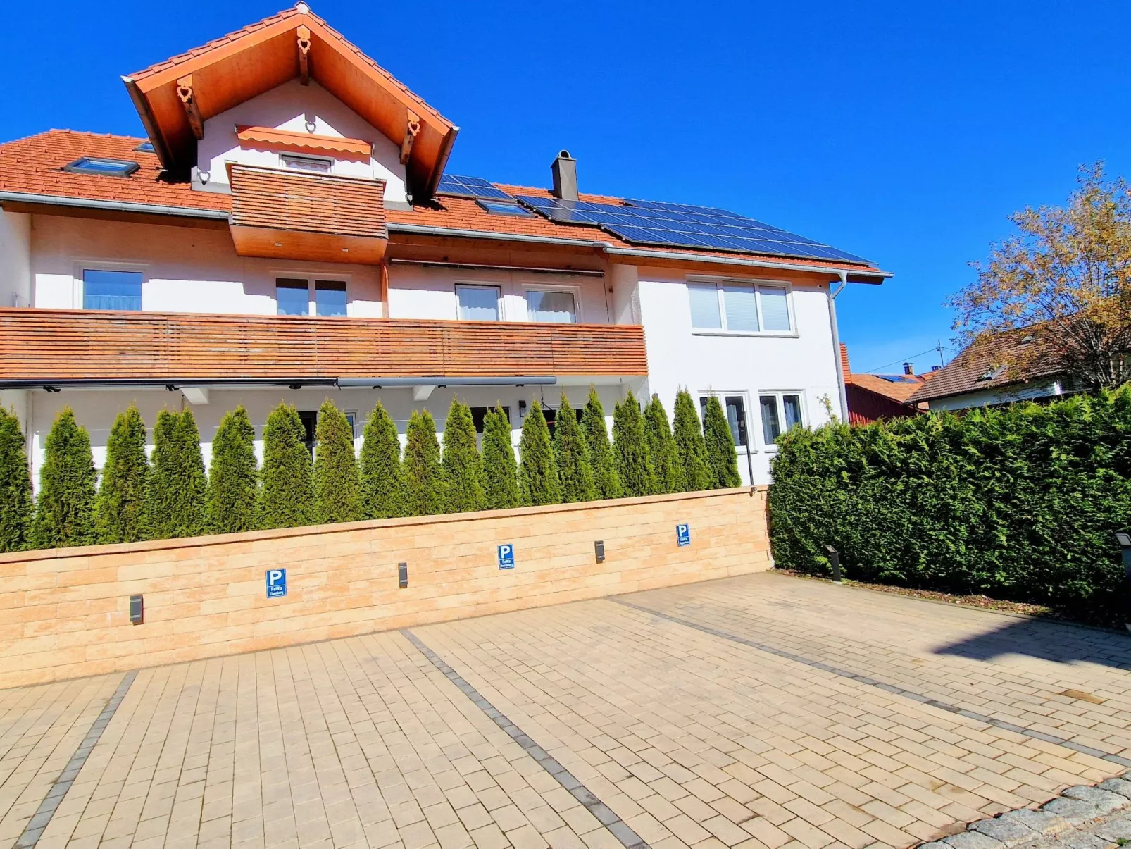 Ruhige-Ferienwohnung mit Süd Balkon in Zentrum-Buiten