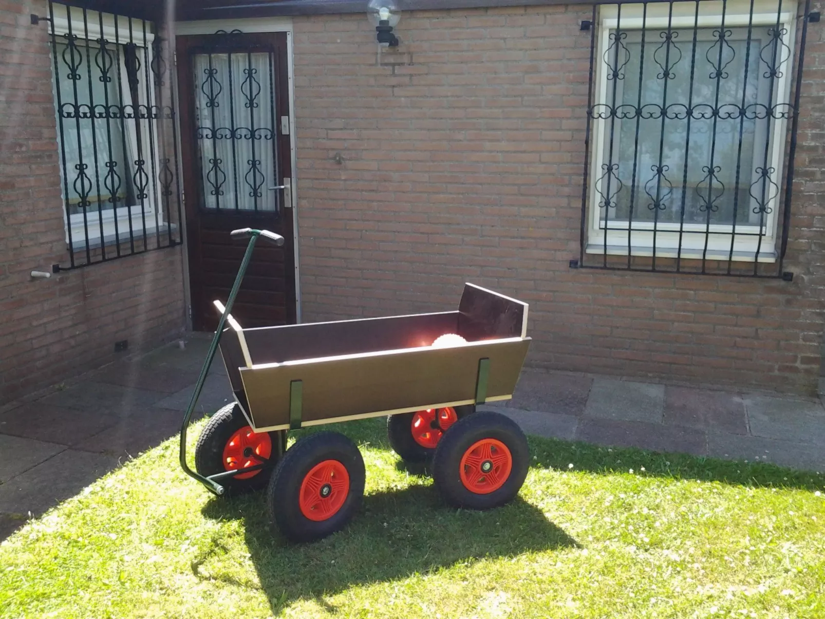 "De Blenck" mit privatem Garten und Terrasse-Buiten