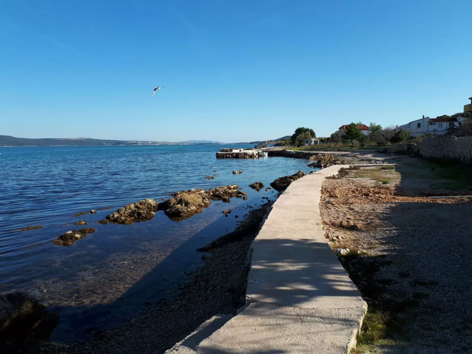 In Dobropoljana mit Freiterrasse-Buiten