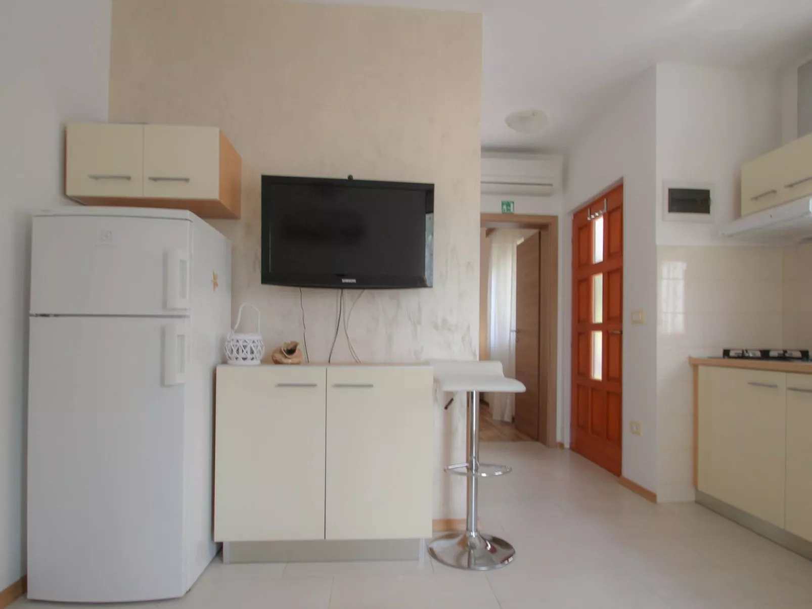 "Timea 2" mit Terrasse-Binnen