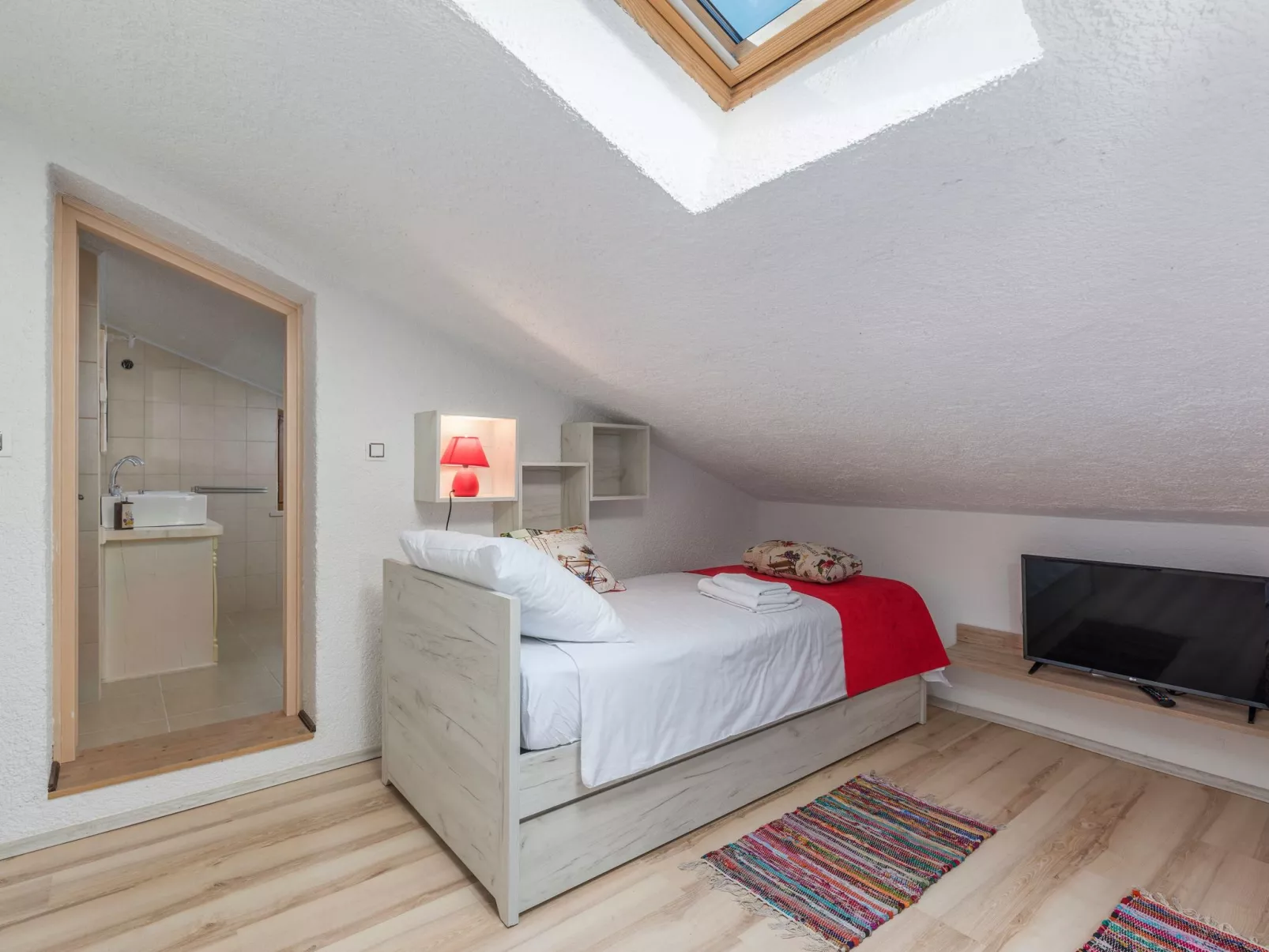 Vila Lipica-Image-tags.info