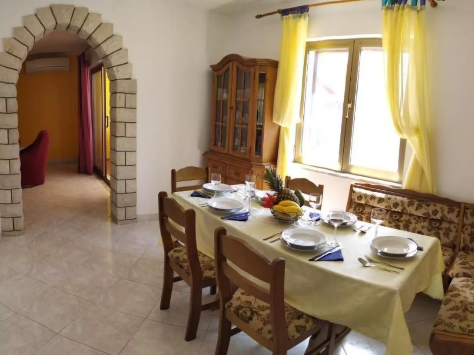 Ferienvilla mit eigenem Garten und Grill-Image-tags.info