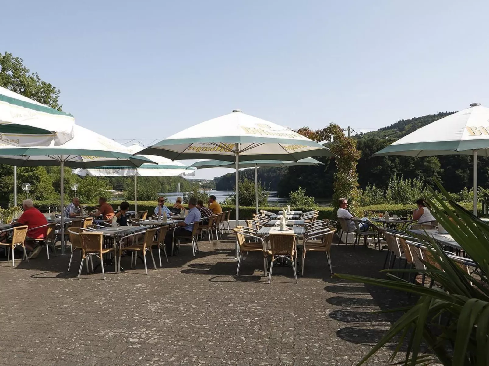 Mit Garten im Naturpark Südeifel-Buiten