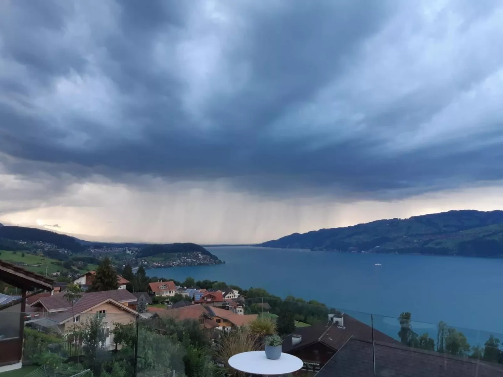 Gemütliche Apartment-Buiten