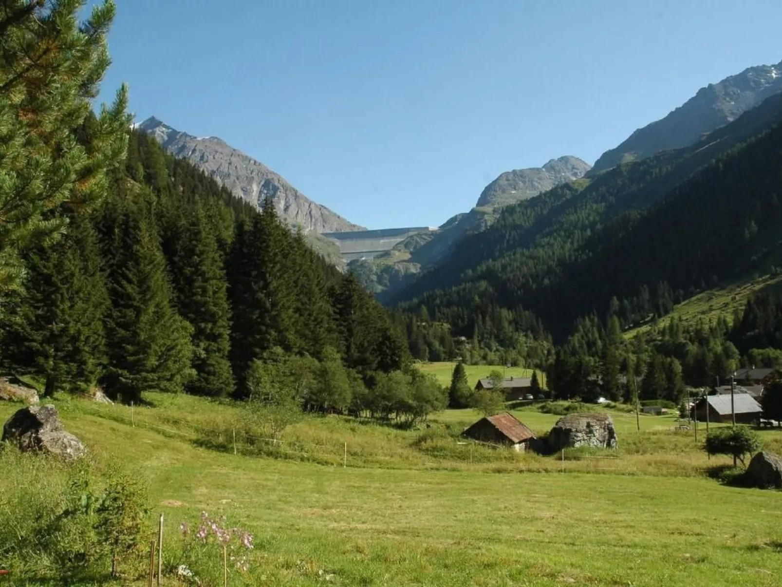 Chalet Les Dix Sens-Buiten