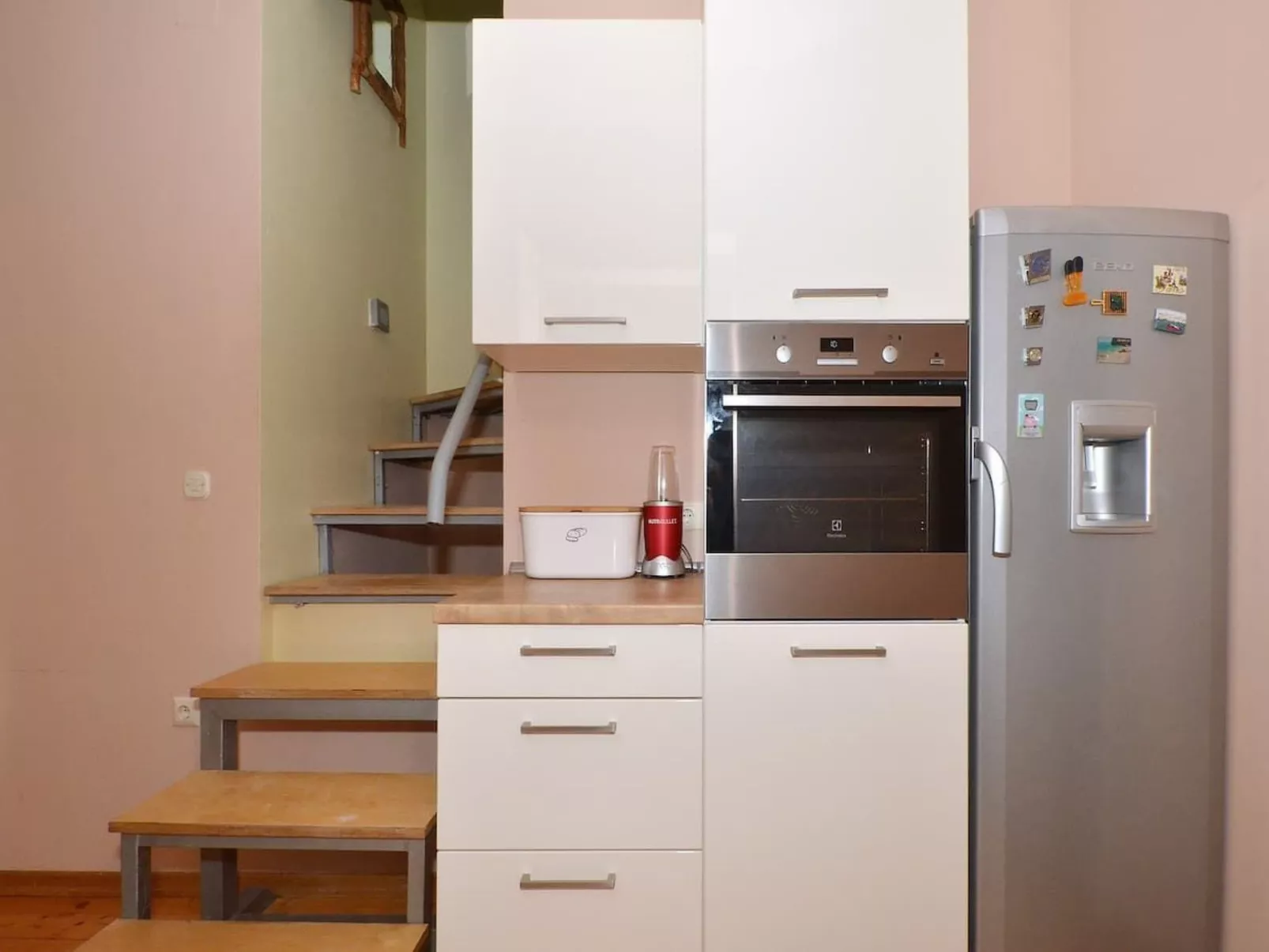 Žrnovnica, Entspannung am Flussufer-Image-tags.info