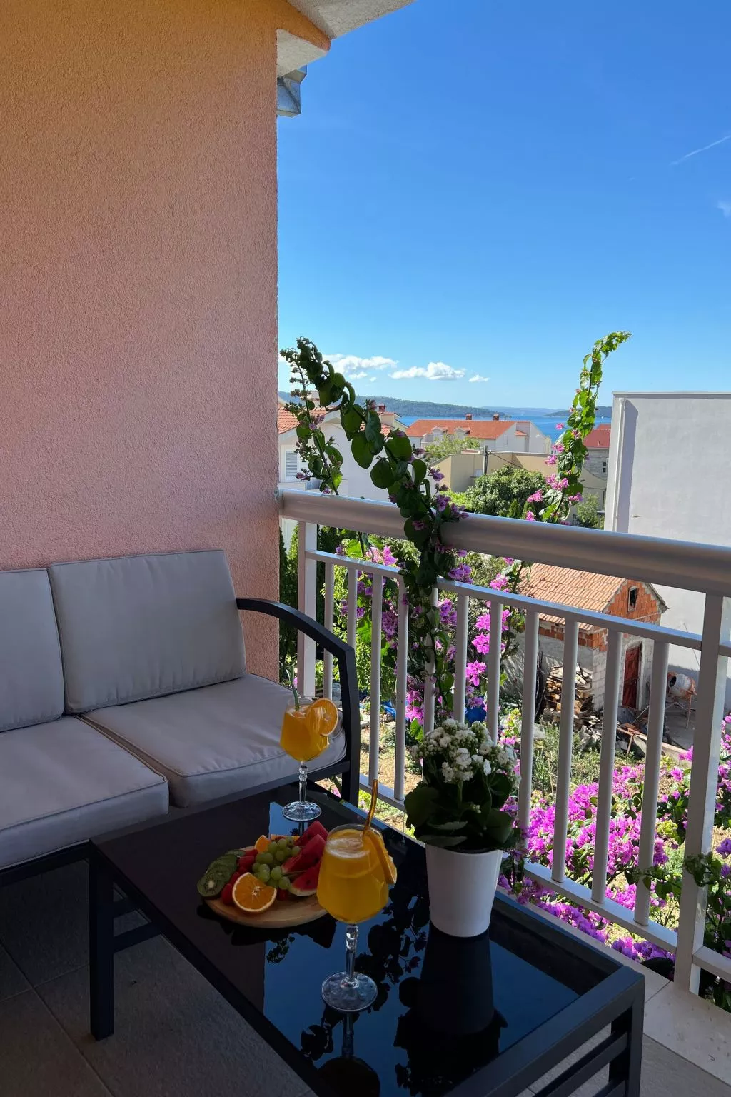 Moderne Meerblick ap.1 mit Pool und Terrasse bbq in der Nähe von Split Trogir-Binnen