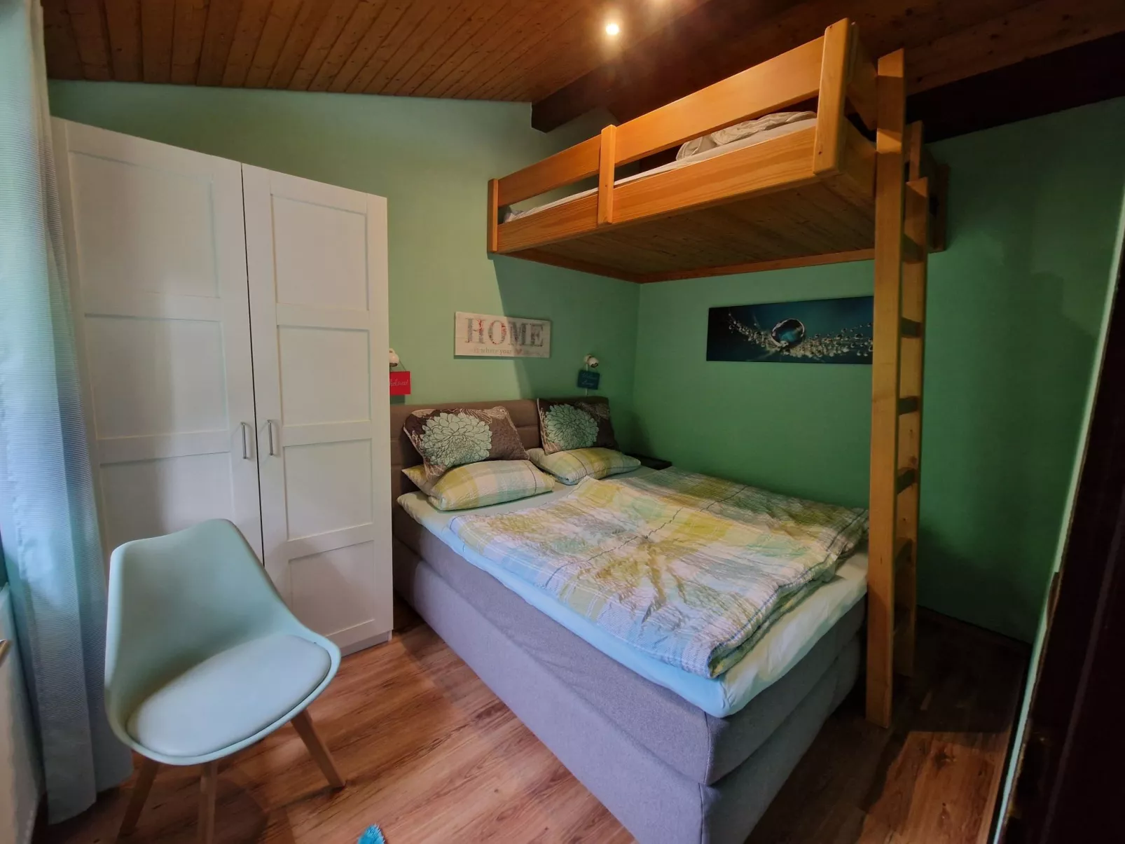 Scout 42-Image-tags.info