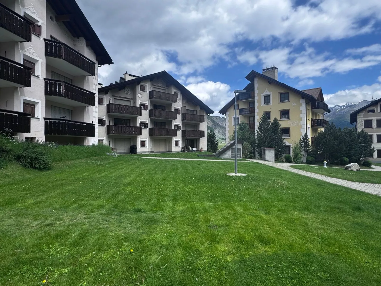 Chesa Blais, 2. OG-Image-tags.info