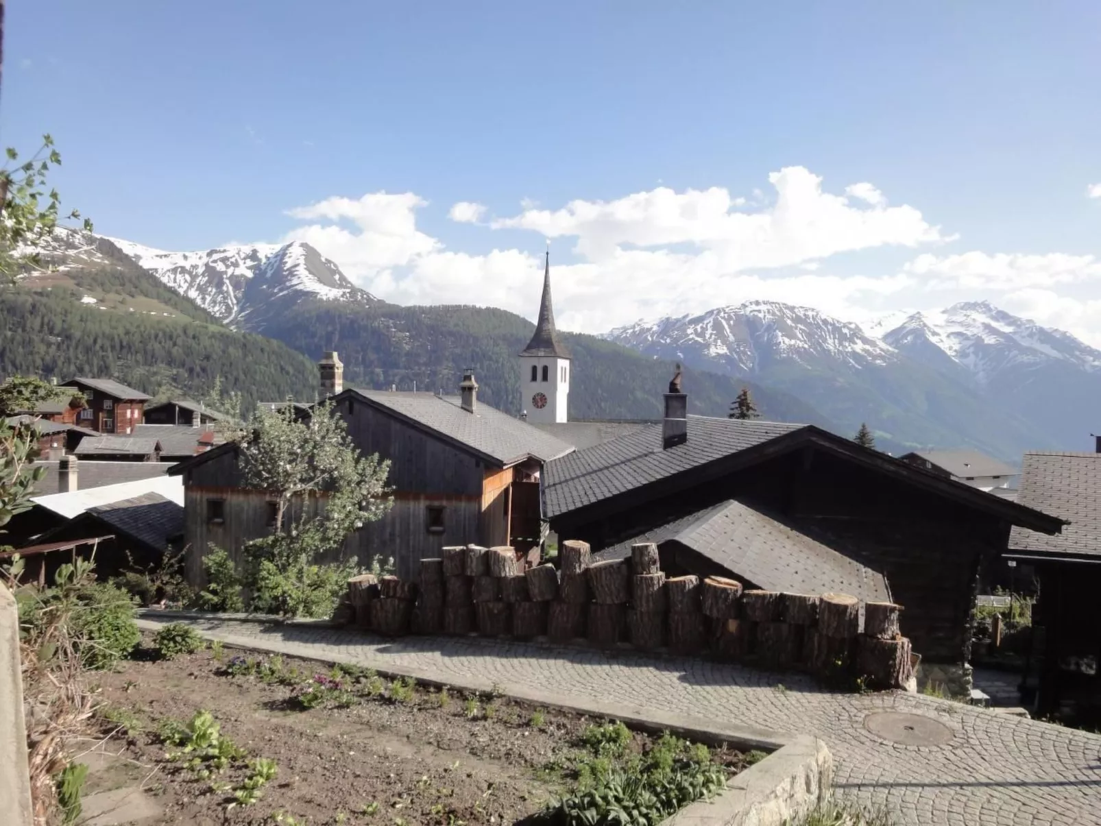 Chalet Stefanino, 3 1/2 Zimmer-Buiten