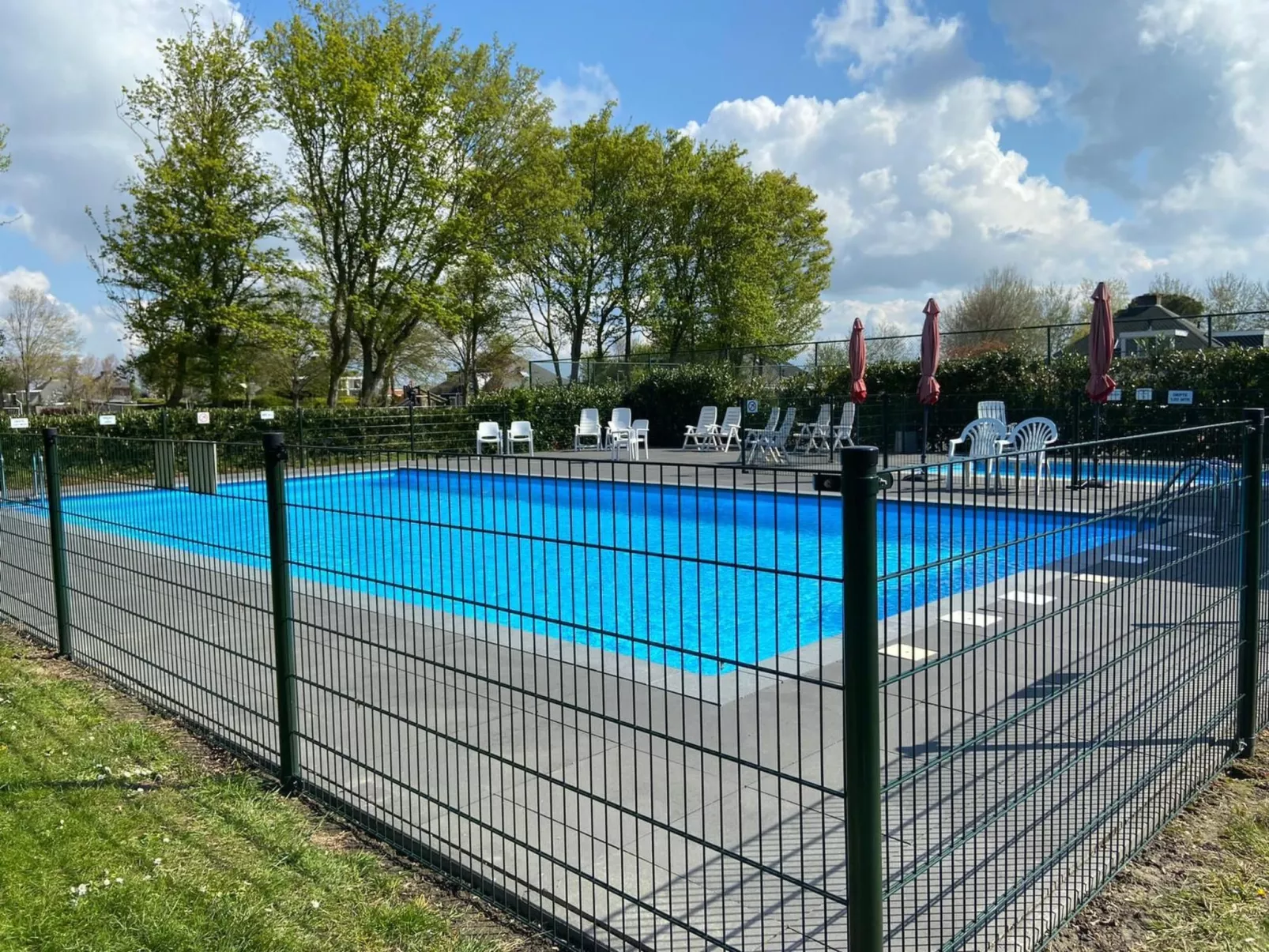 "Buurtweg 61"-Buiten