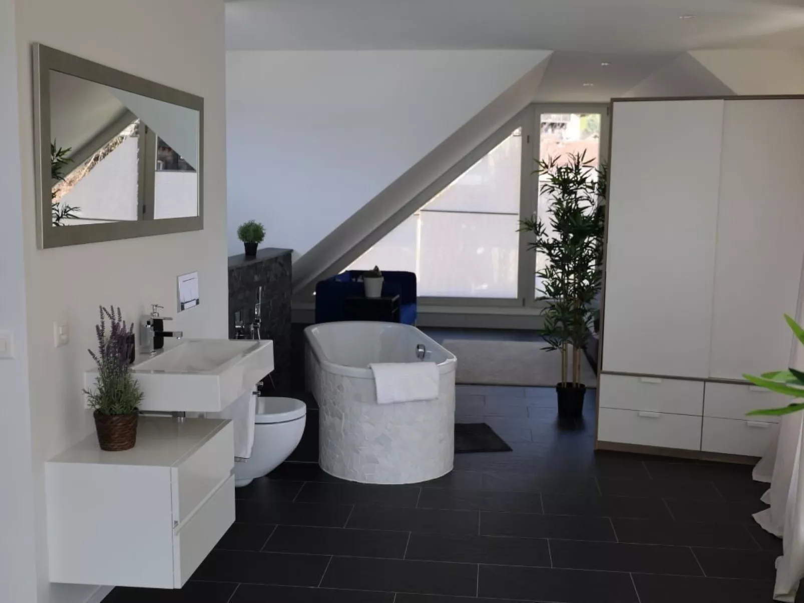 Villa am See 2 / Beach House-Image-tags.info