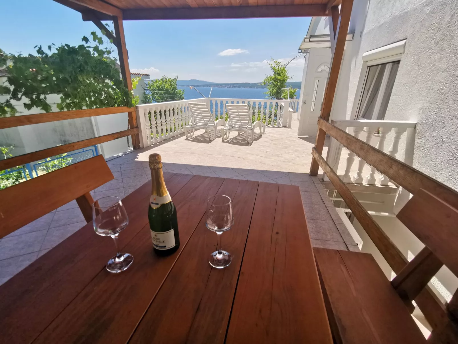 Wohnung 70m vom Strand entfernt, mit AC und WiFi-Image-tags.info