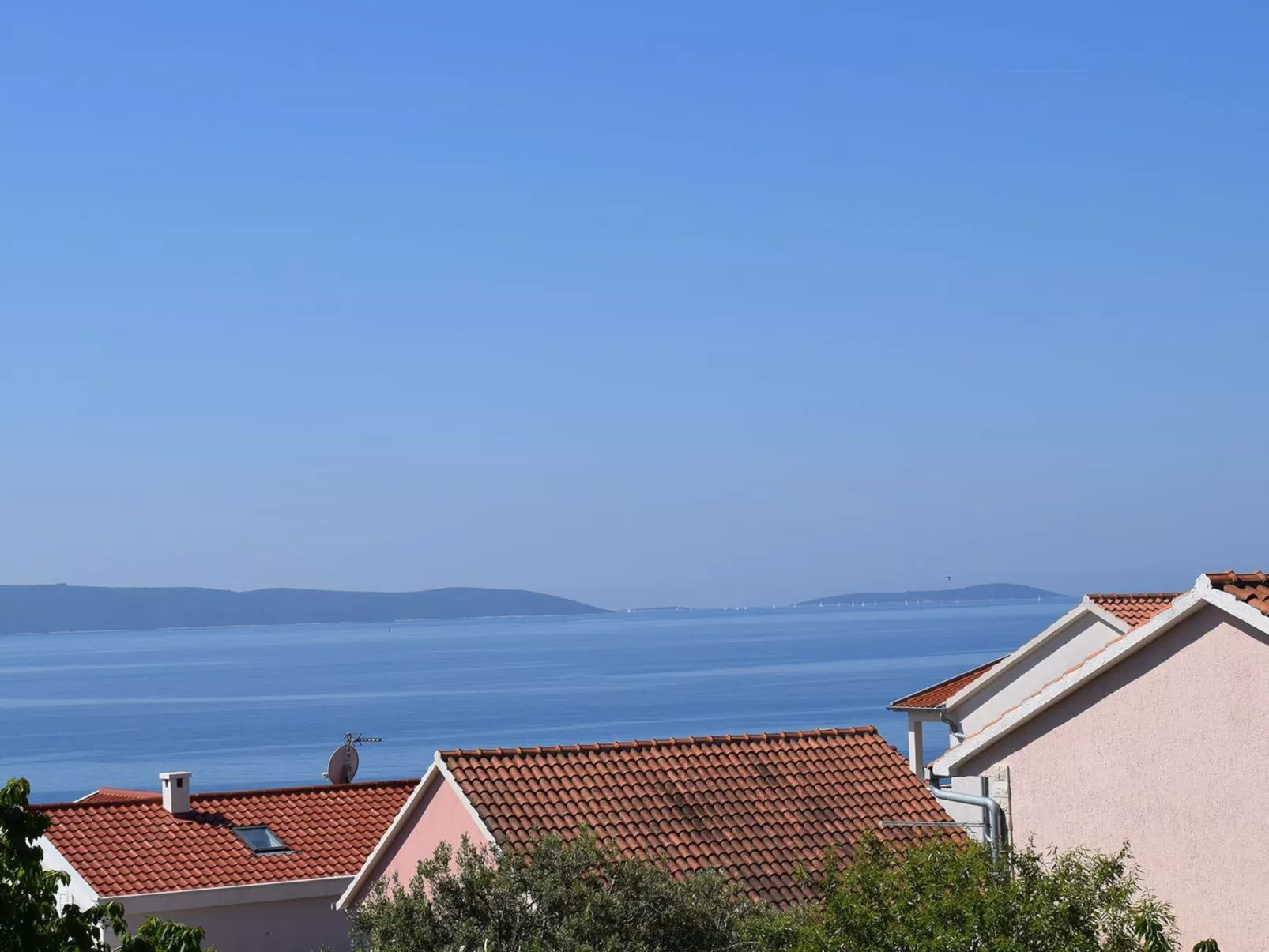 Charmante Villa Layla mit Meerblick und Pool-Buiten