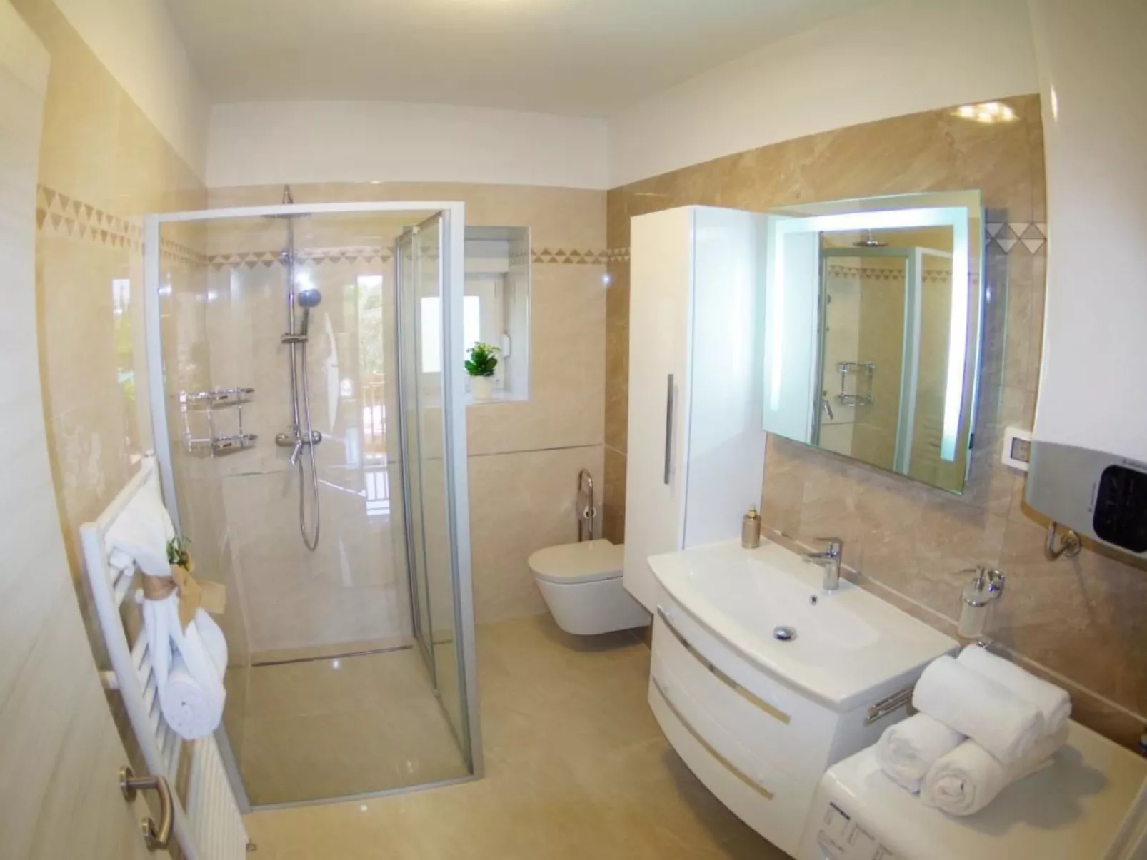 Im Dorf Kujići-Image-tags.info