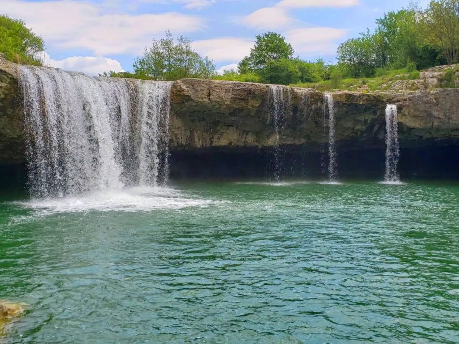 Romantische Villa mit weitläufigem Garten-Buiten