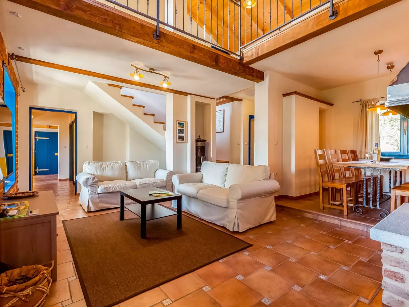 Ferienvilla mit Blick auf das Wasser-Binnen