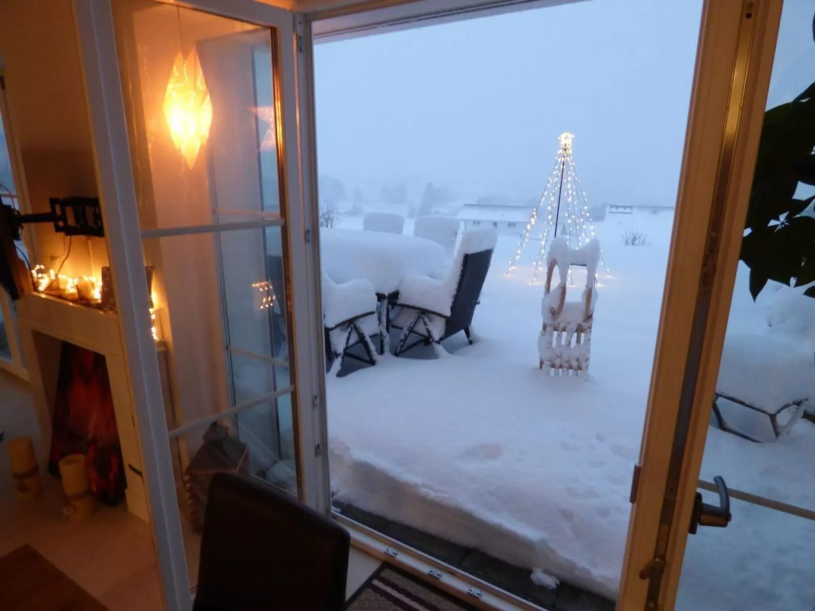 Mit Blick auf das Wasser-Buiten