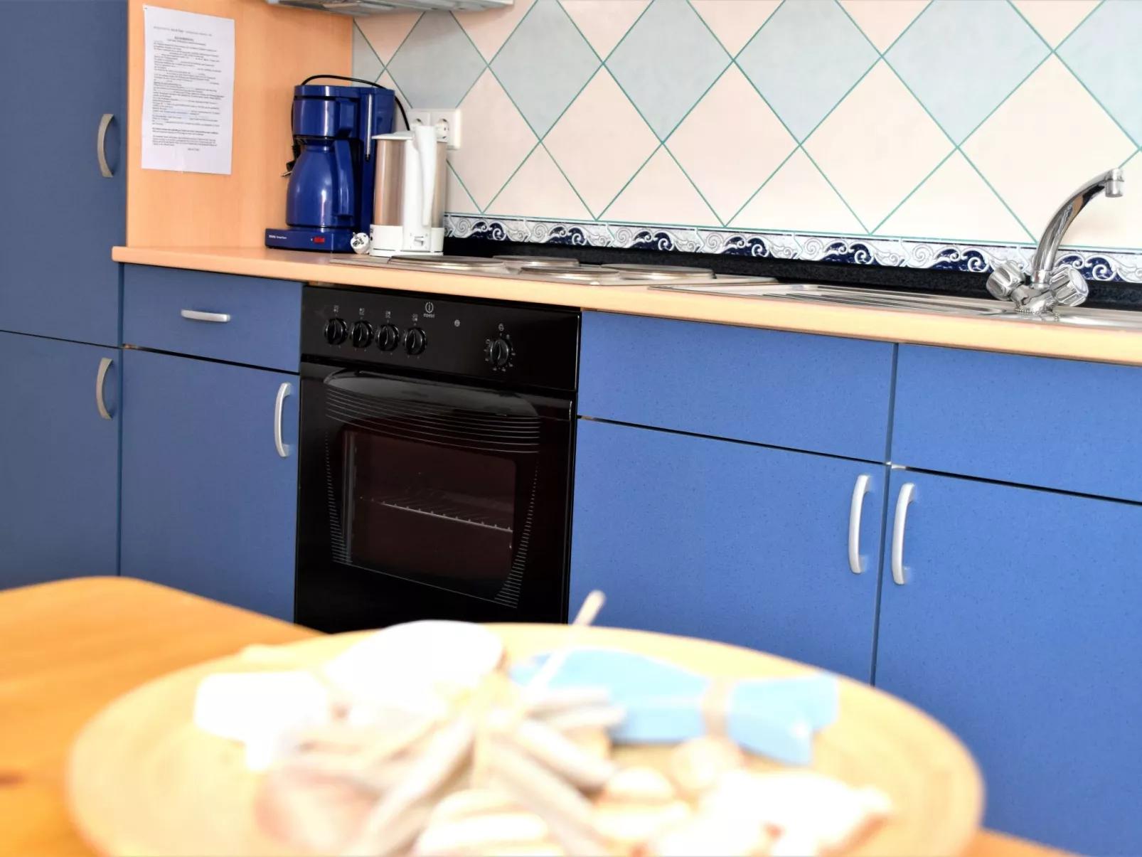 Für vier Personen mit Balkon im ersten Obergeschoss gelegen-Binnen