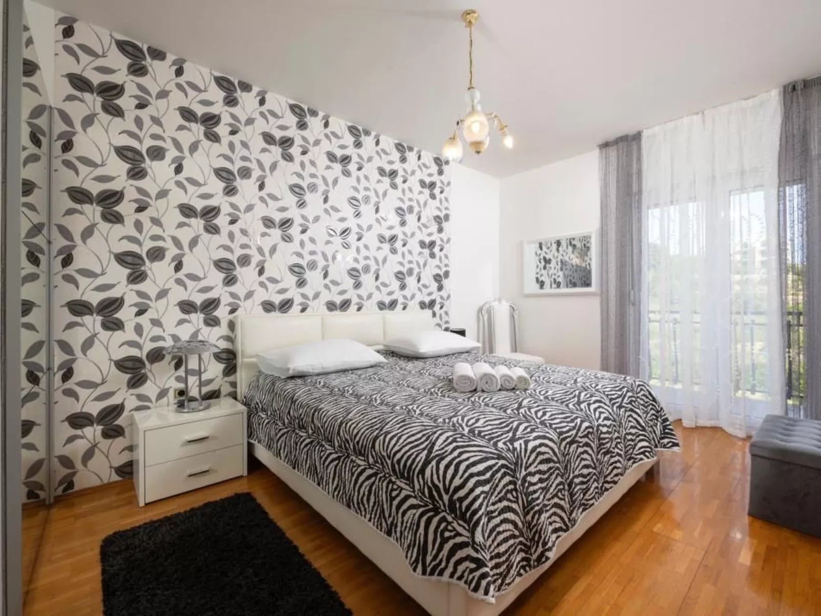 Coastal Comfort Apartment Teilen Speichern-Binnen