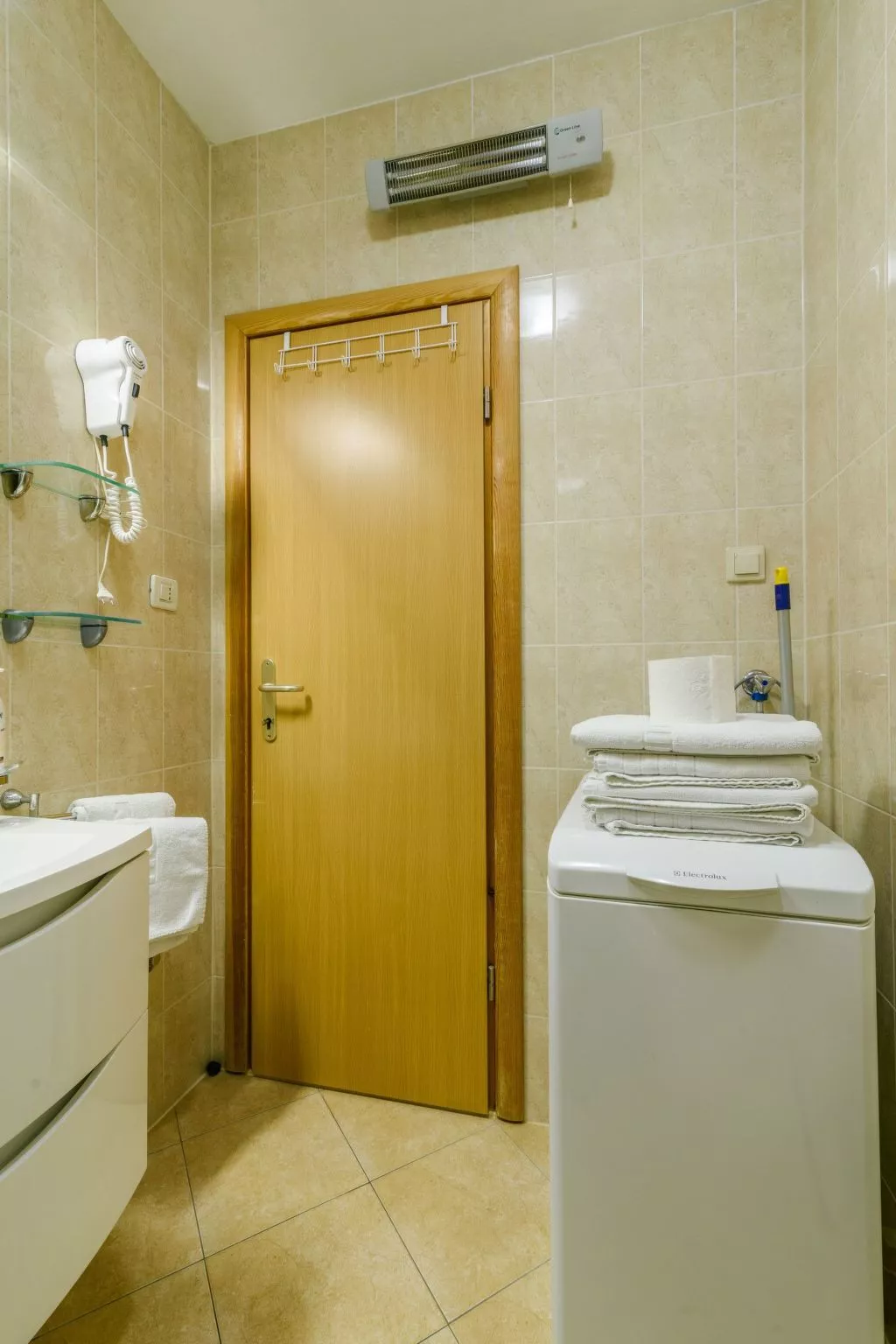 Wohnung mit Whirlpool-Binnen