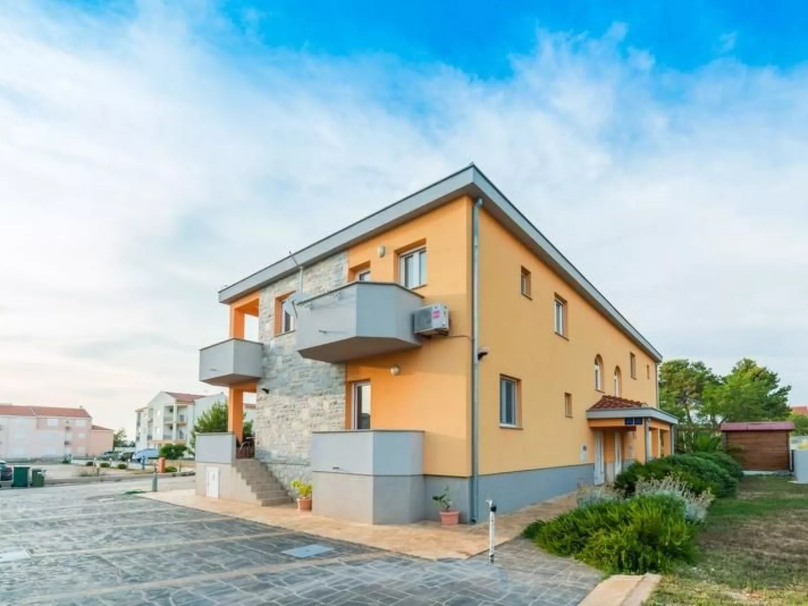 "Maestral 02" direkt am Strand-Buiten