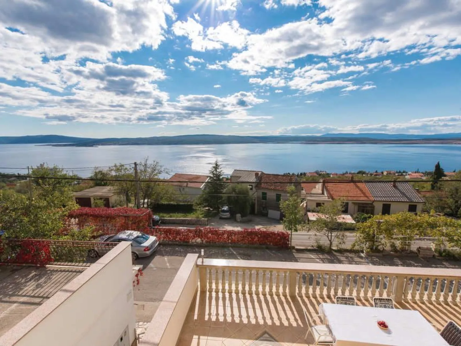 Haus La Dostana-Buiten