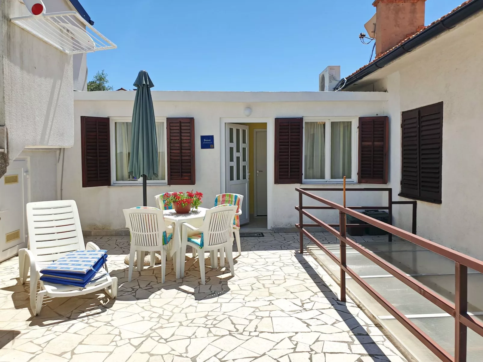 Apartment Devcic-Buiten