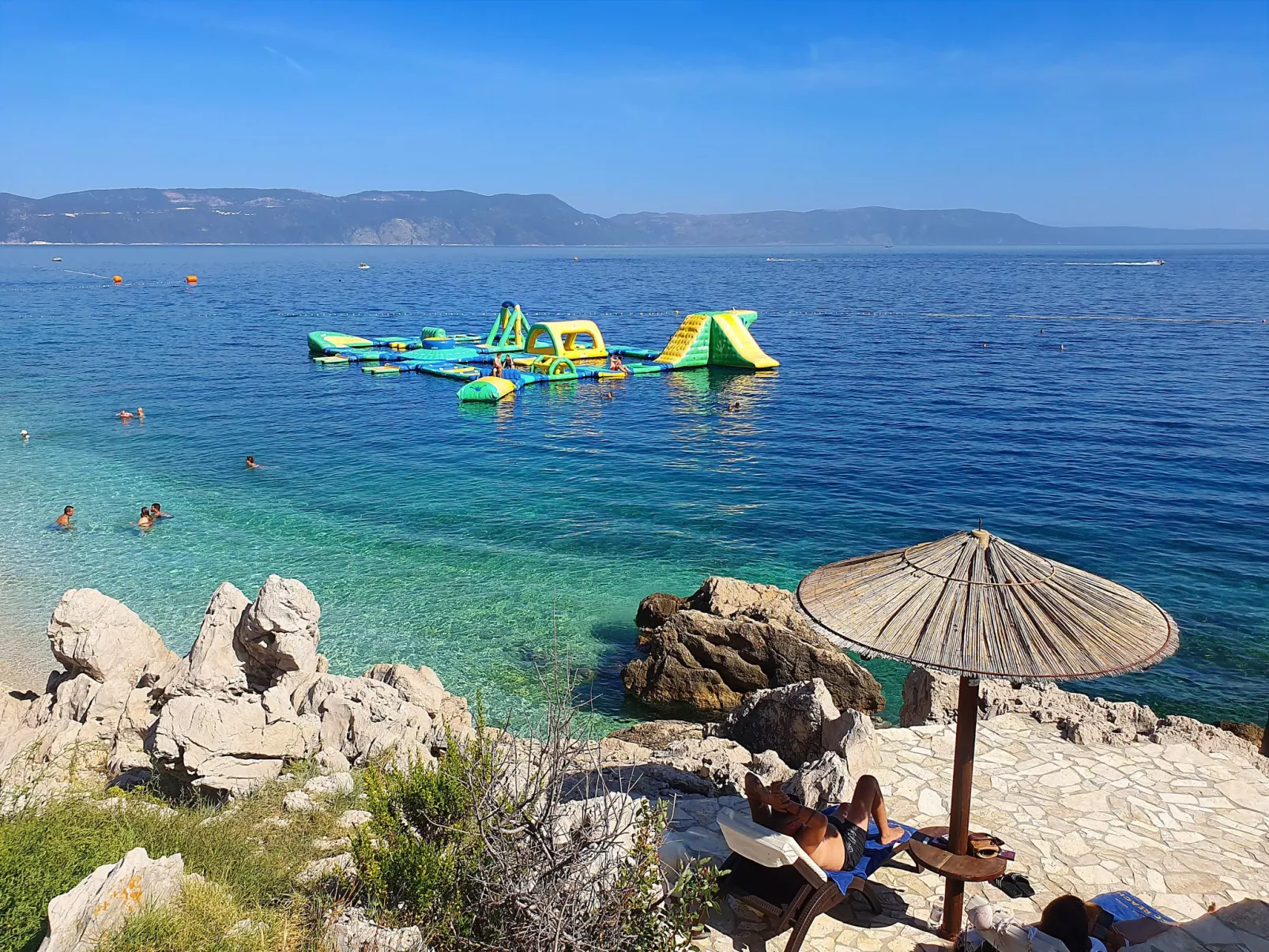 "Liana" mit Balkon-Buiten