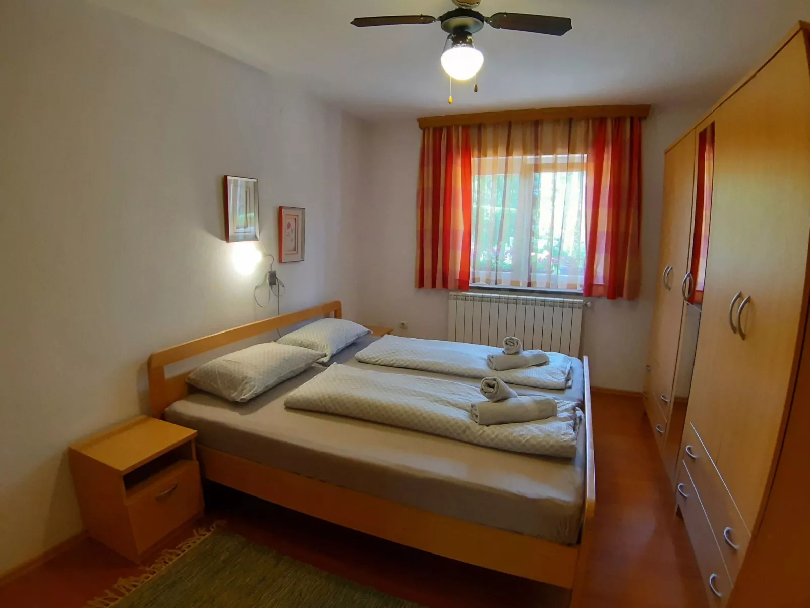 Mit beheiztem Pool-Binnen