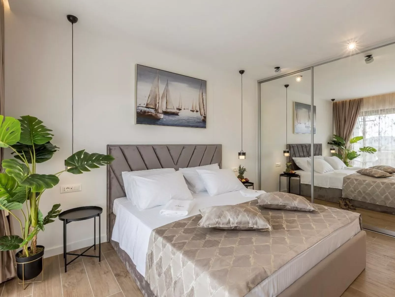 Villa Diana, modern gestaltet, in Dograde-Image-tags.info