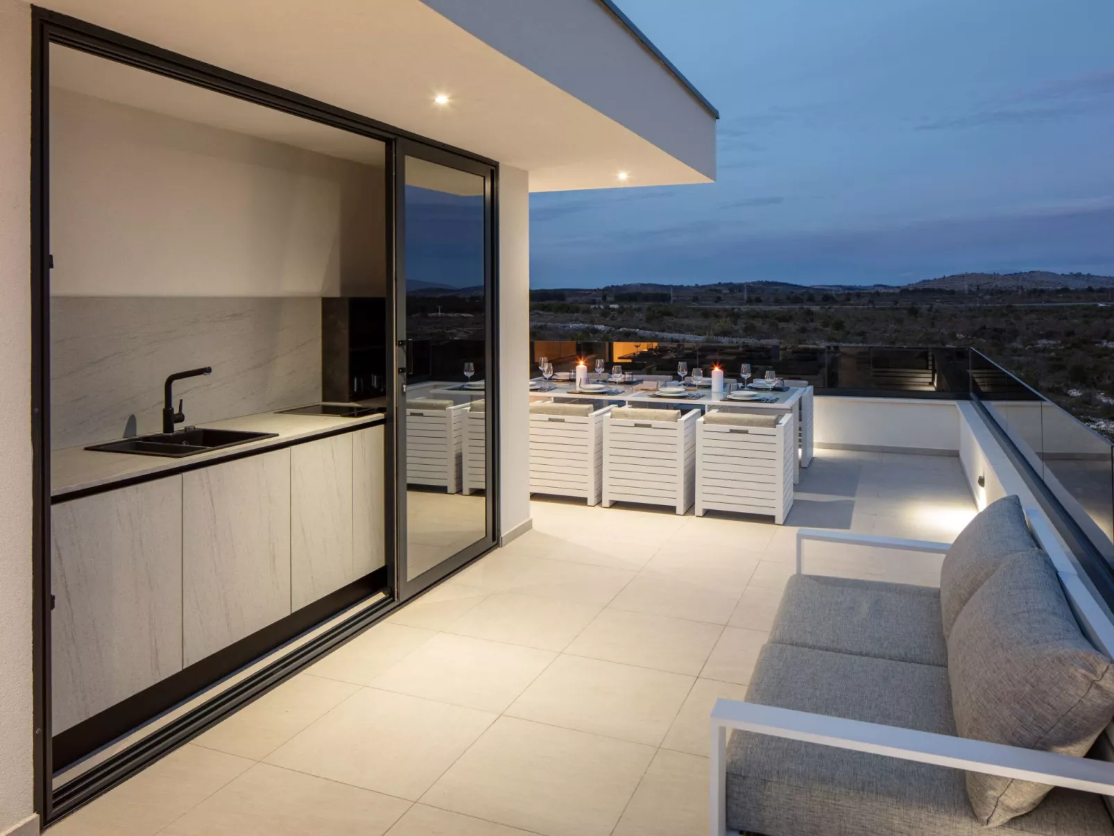 Villa Vodice Sky für 8 Gäste-Binnen