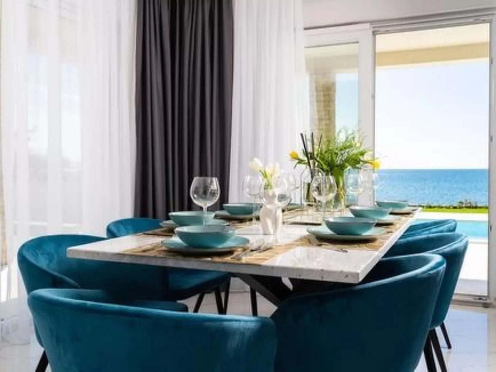 Luxuriöse Villa direkt am Meer - Agentur TA Leut-Buiten