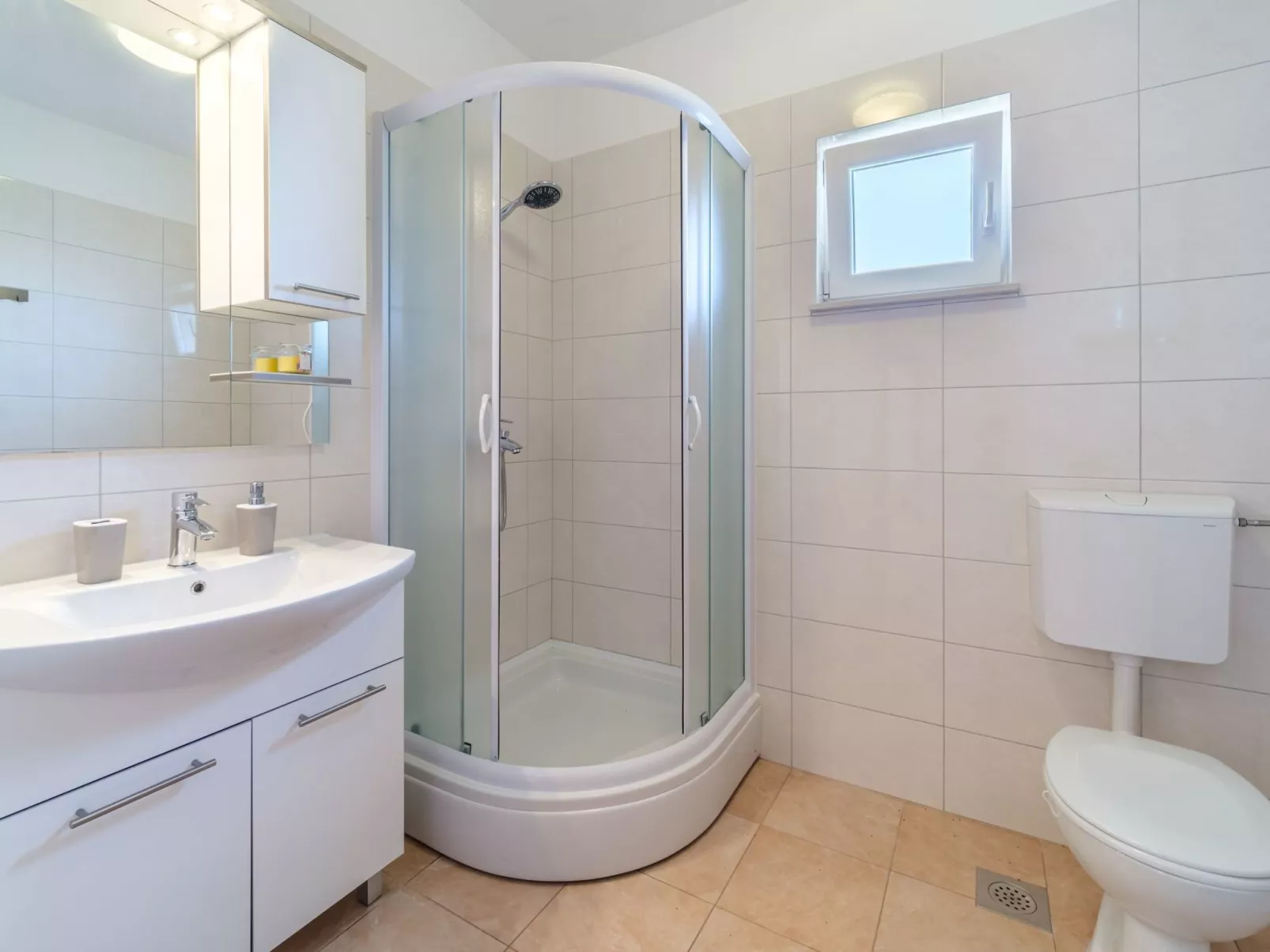 Wohnung "Ankora" mit Blick auf das Wasser-Binnen