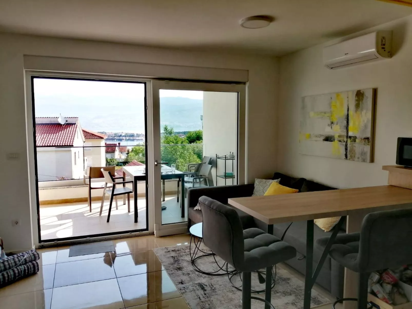 Für 5 Personen ca. 68 m&sup2; in Šilo, Adriaküste Kroatien (Kroatische Inseln)-Image-tags.info