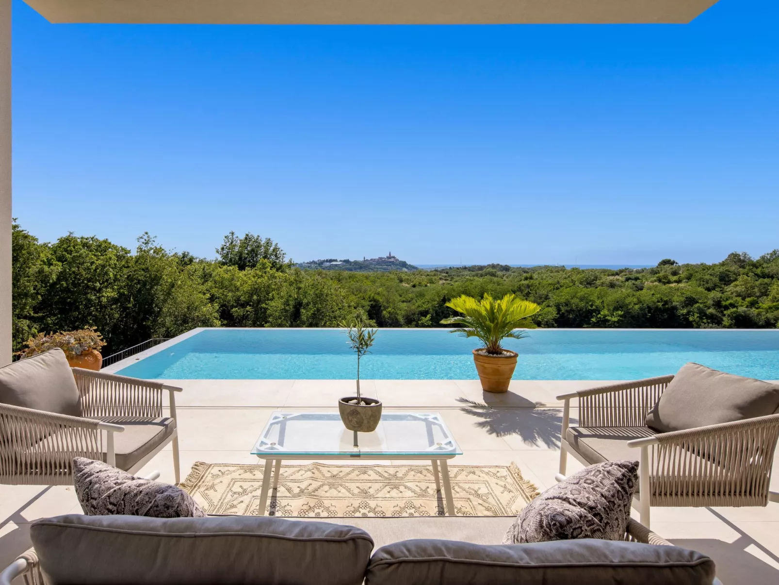 Ferienvilla "Monte Bibali" mit Infinity-Pool-Binnen