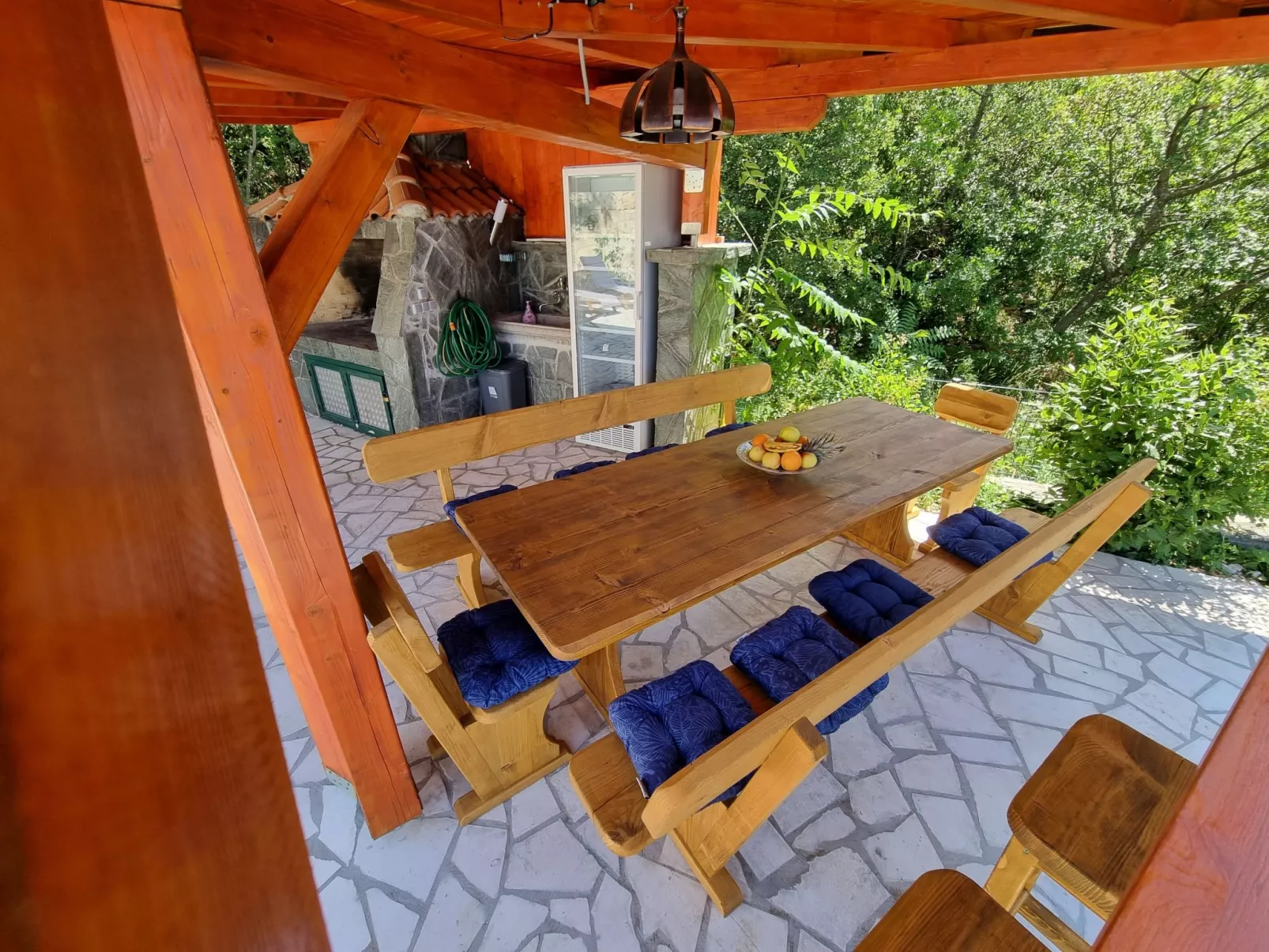 Mit privatem Pool und Sauna-Image-tags.info