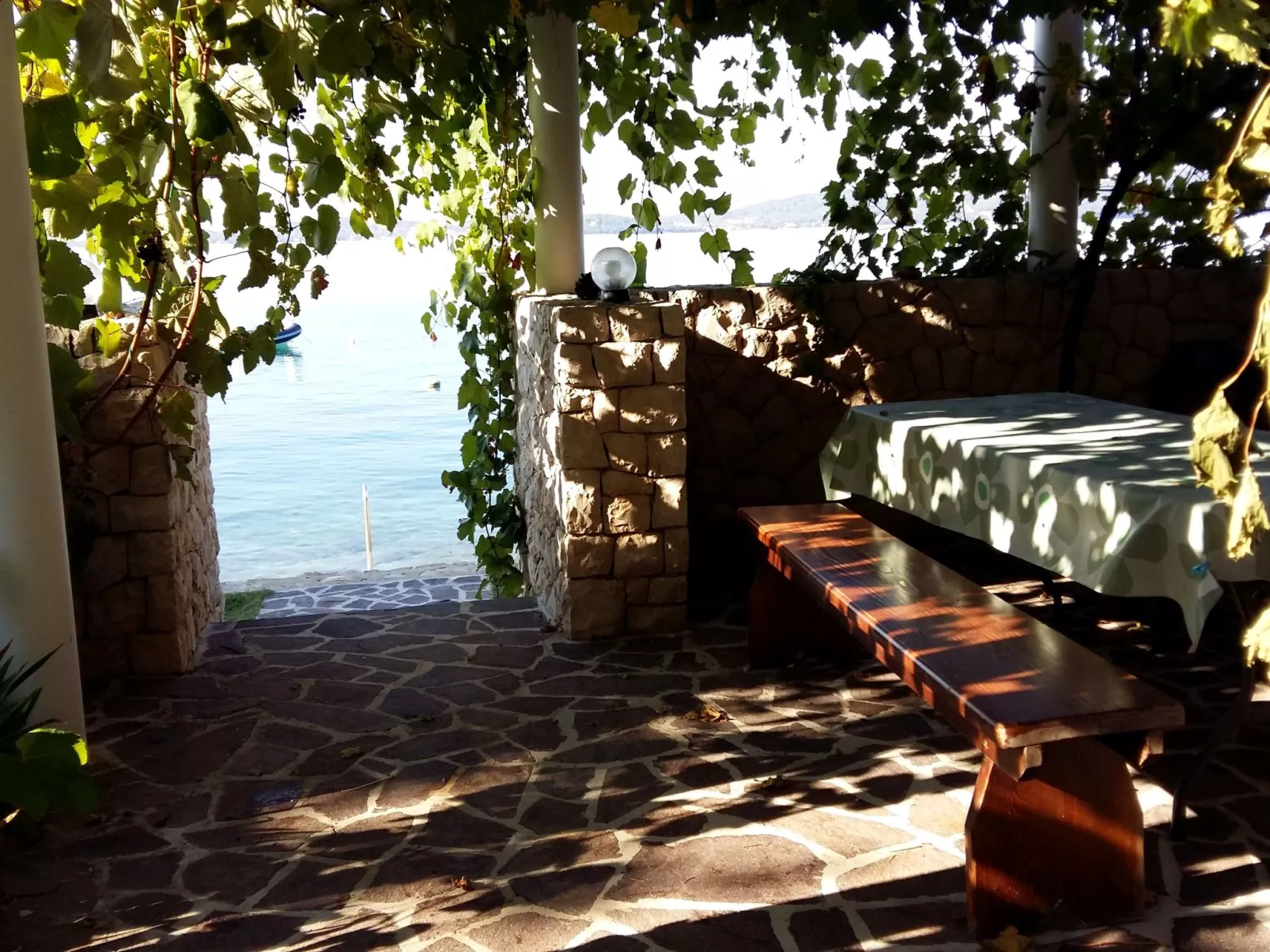 Geräumiges Ferienwohnung im Erdgeschoss mit zwei Schlafzimmern für sechs Person-Image-tags.info