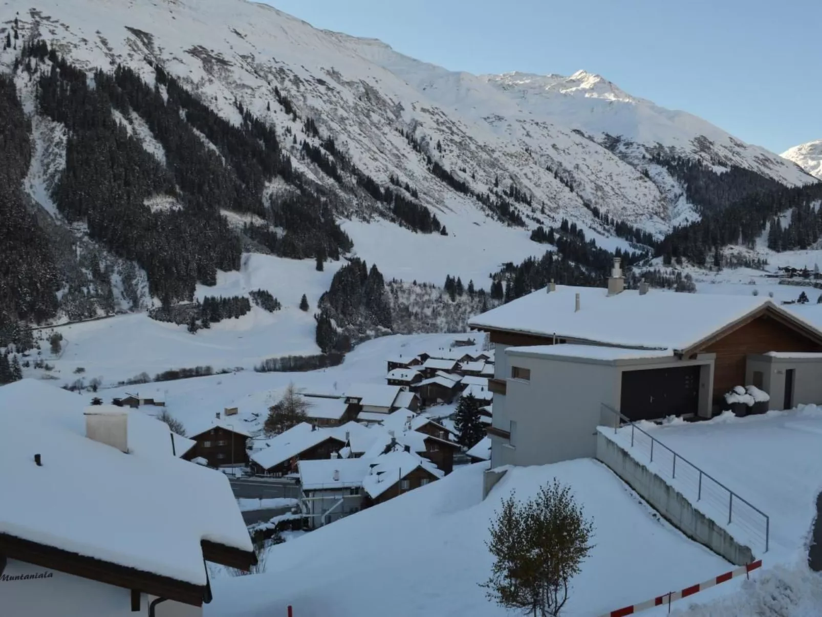 Maisonette-Wohnung in Rueras bei Sedrun-Image-tags.info