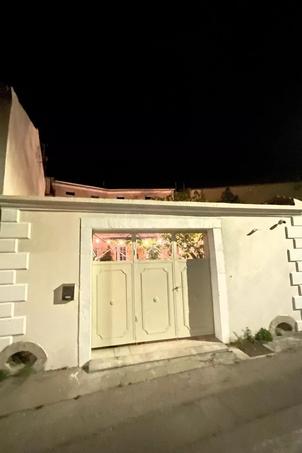 Villa "Cotton House" mit Schwimmbad-Buiten