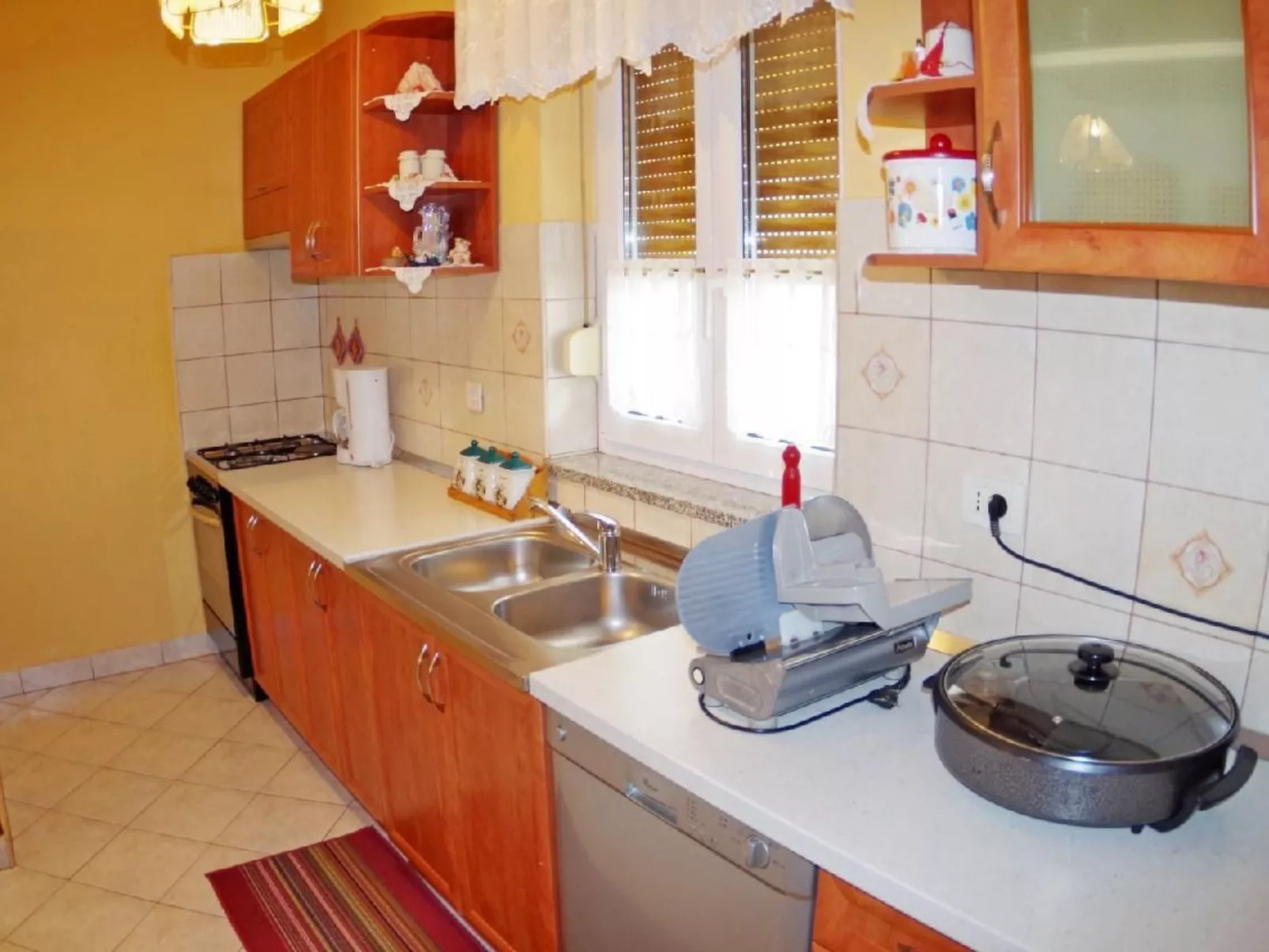 Villa Sandi im Dorf Juršići-Binnen