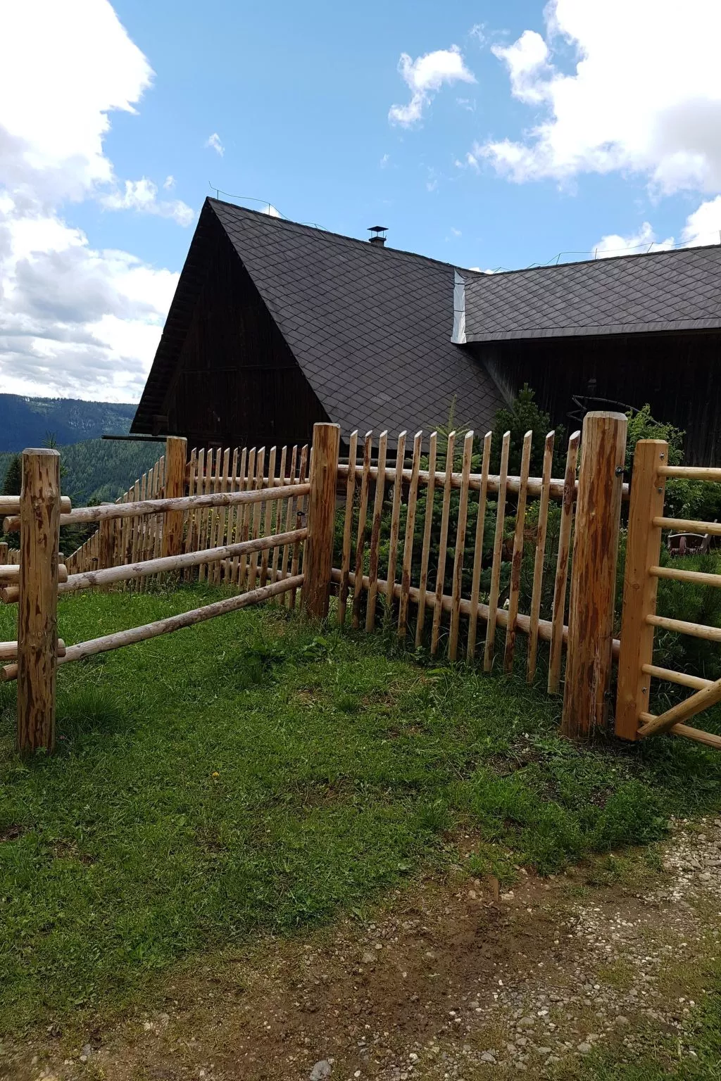 Almhütte Helmut Dischgerbrent in Sankt Margarethen-Buiten